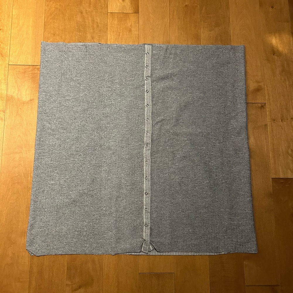 Lululemon blanket scarf